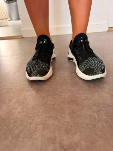 Used Nike Joyride Run Flyknit bike — image 2 of 8