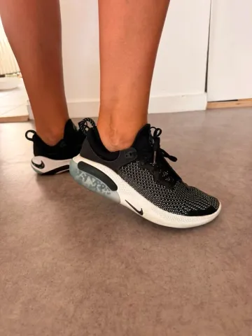 Used Nike Joyride Run Flyknit bike — image 1 of 8