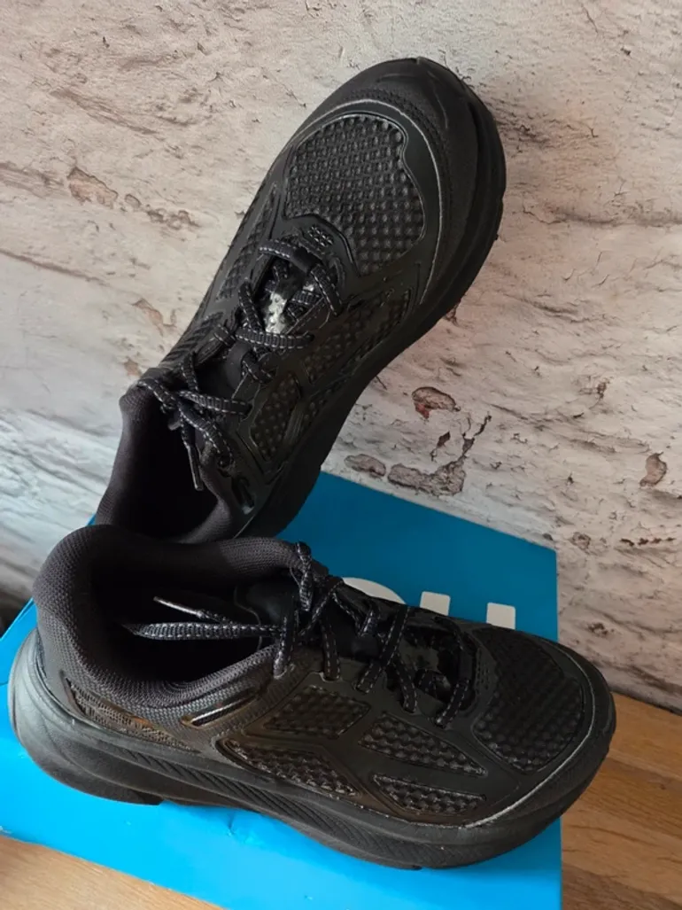 Used Hoka Training Shoes bike — image 2 of 3