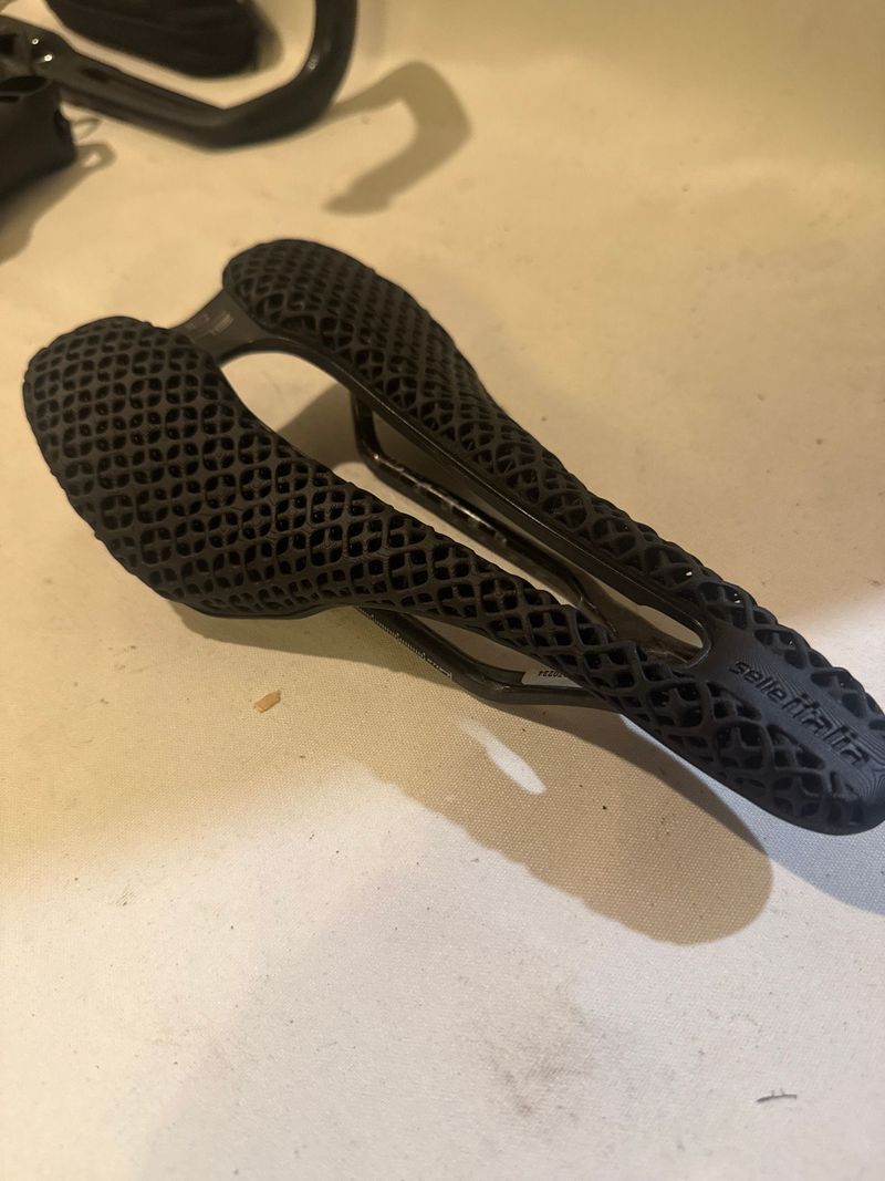 Used Selle Italia SLR 3D Carbon 2025 Saddles & Seatposts