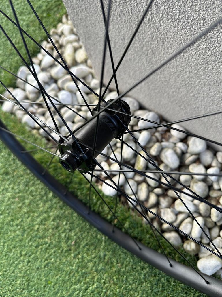 Used Syncros RP 2.0 disc 2024 bike — image 2 of 5