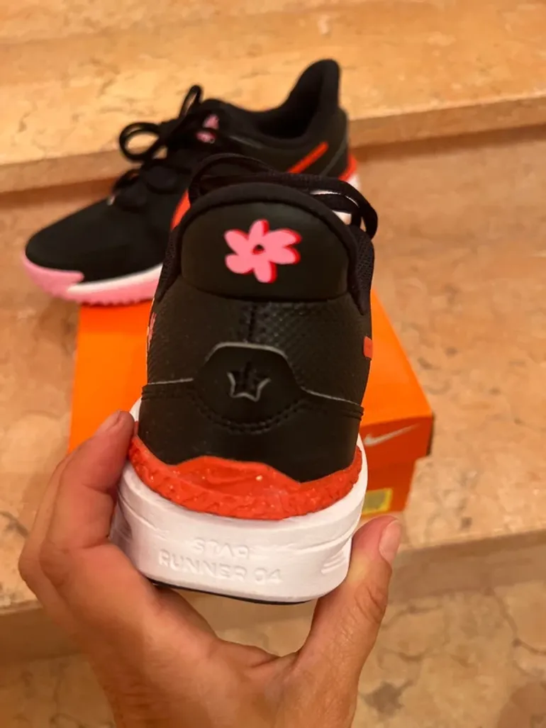 Gebrauchtes Nike Star Runner 4 bike — Bild 8 von 9