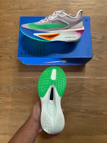 Used Orange Nike Zoom Fly 6 Eliud Kipchoge bike — image 6 of 9