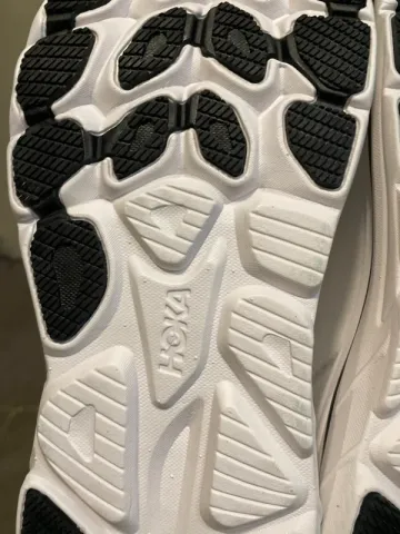 Used Hoka Clifton 10 bike — image 13 of 13