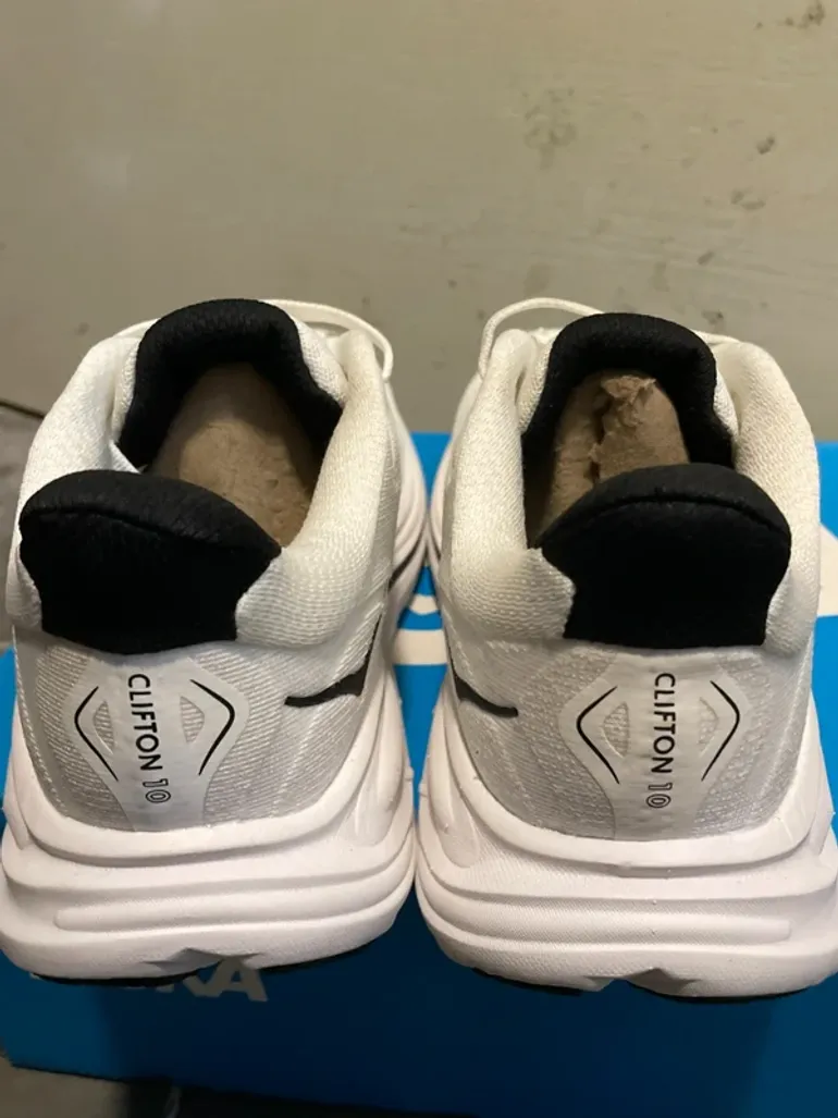 Used Hoka Clifton 10 bike — image 9 of 13
