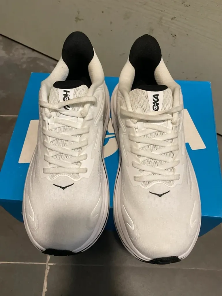 Used Hoka Clifton 10 bike — image 6 of 13