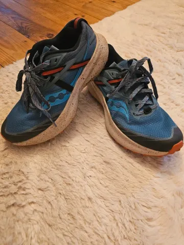 Saucony PWRRUN bike usato — immagine 1 di 7