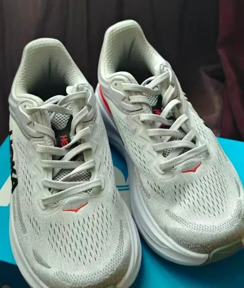 Used Hoka Bondi 9 Running Shoes