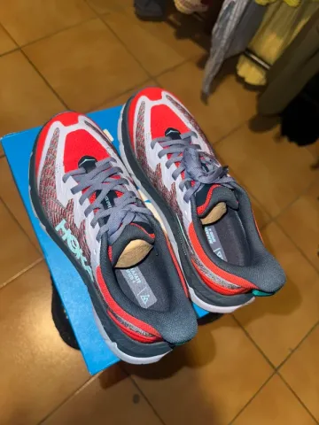 Hoka Sportschuhe bike d'occasion — image 2 sur 3