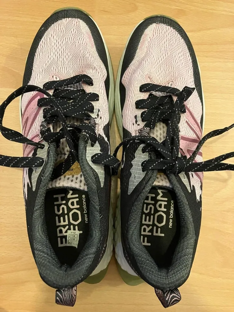 Tweedehands New Balance Trailrunning Schuhe bike — afbeelding 4 van 5