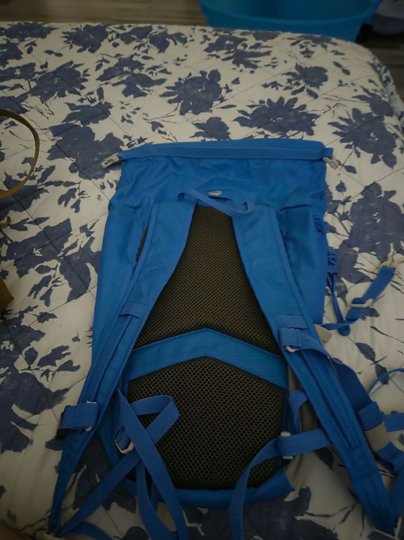 Použité Columbus Trekking Backpack 2023 Hiking