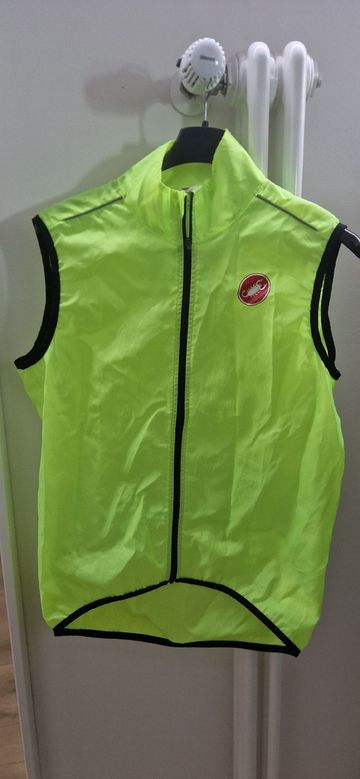 Used Castelli Windproof Jacket bike — image 1 of 2