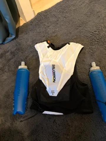 Tweedehands Salomon Adv Skin 5 bike — afbeelding 2 van 3