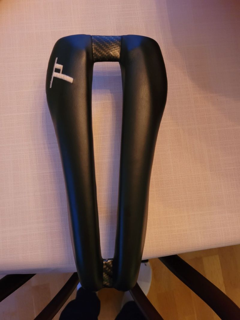 Used DASH G2 Carbon TT Saddle 2025 Saddles & Seatposts