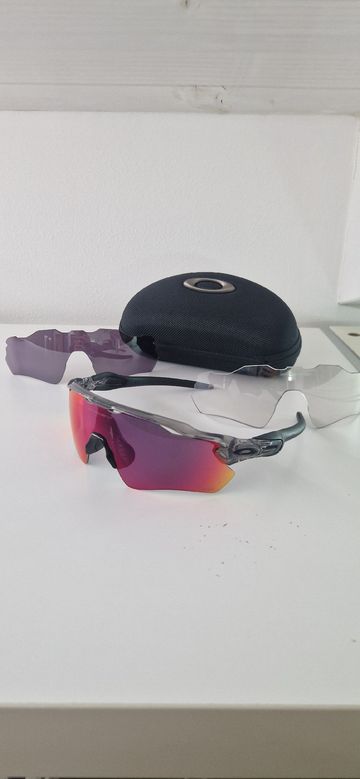 Oakley Occhiali bike usato — immagine 1 di 4