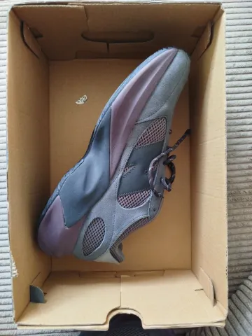 Used New Balance Running Shoes bike — image 4 of 5