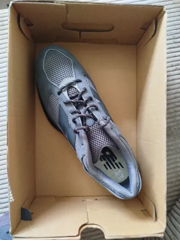 Used New Balance Running Shoes bike — image 2 of 5