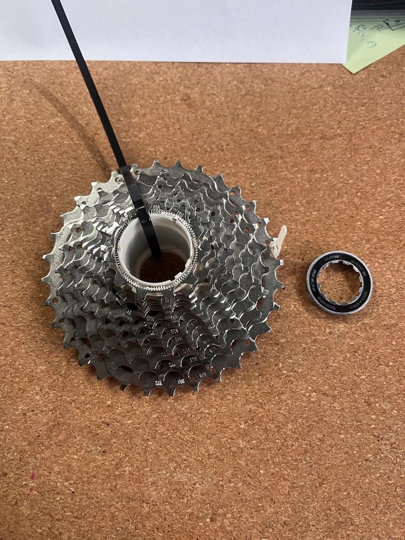 Used Shimano 105 CS-R7000 11-speed 11-32 Drivetrain & Pedals
