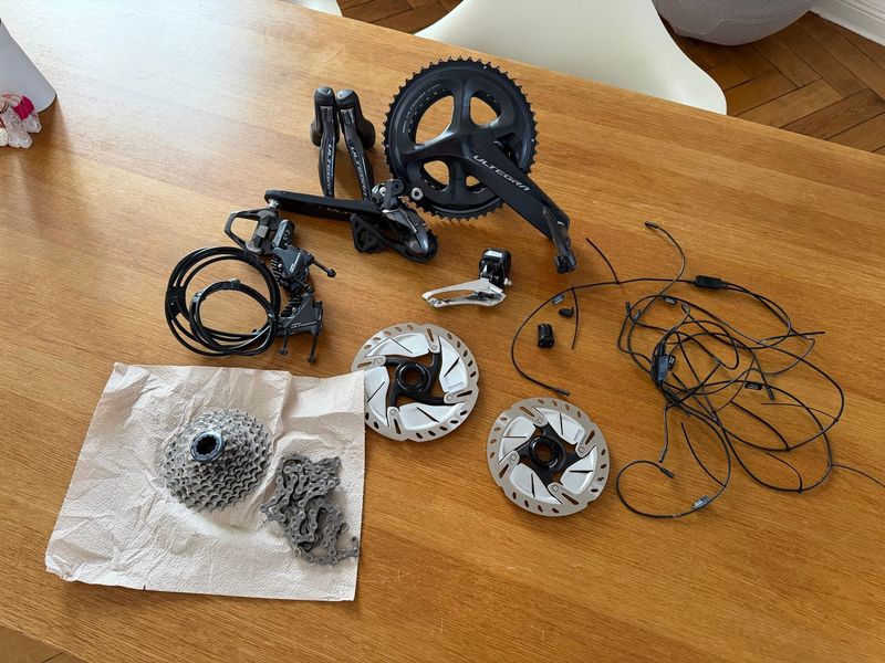 Used Shimano Ultegra Di2 R8070 Groupset Groupset