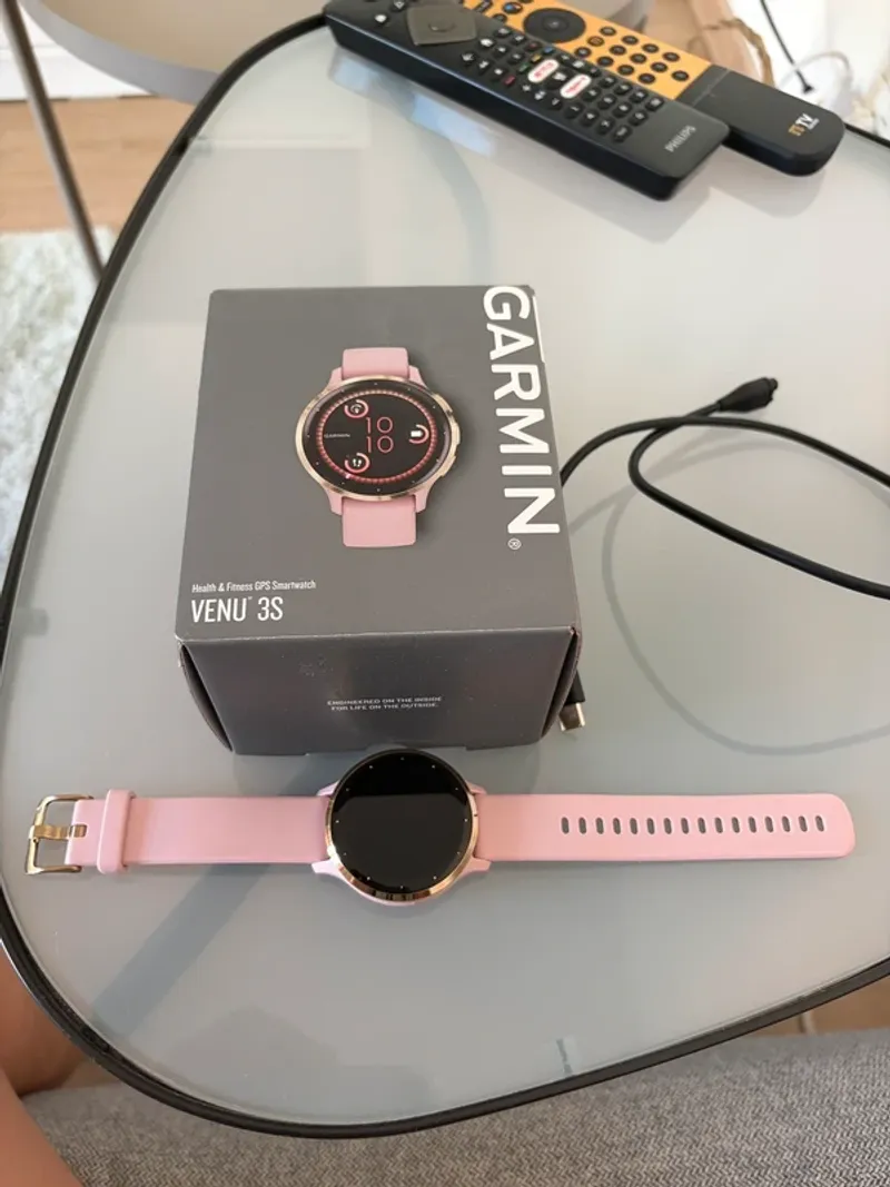 Used Garmin Venu 3S Electronics