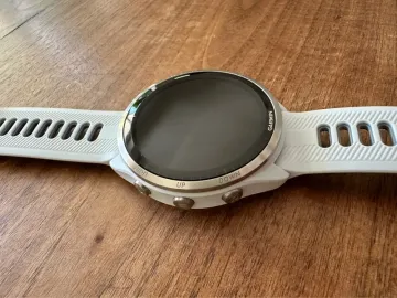Used Garmin Forerunner 965 bike — image 4 of 9