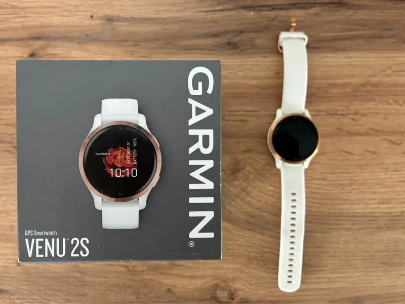 Used Garmin Venu 2S Electronics