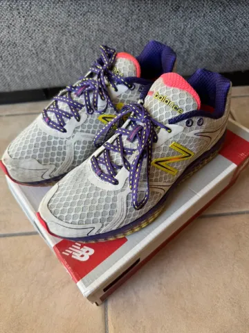 Gebrauchtes New Balance Fresh Foam 980OR bike — Bild 2 von 8