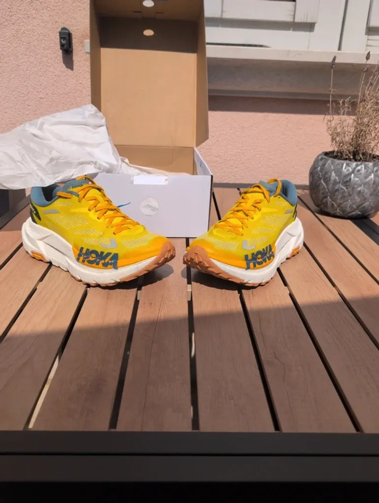 Hoka Trail Running Shoes bike d'occasion — image 2 sur 7