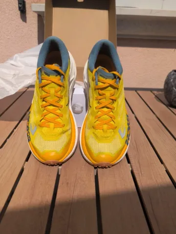 Hoka Trail Running Shoes bike d'occasion — image 1 sur 7