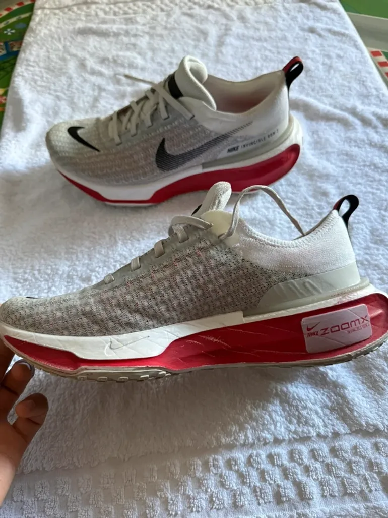 Gebrauchtes White ZoomX Invincible Run Flyknit 3 bike — Bild 3 von 15