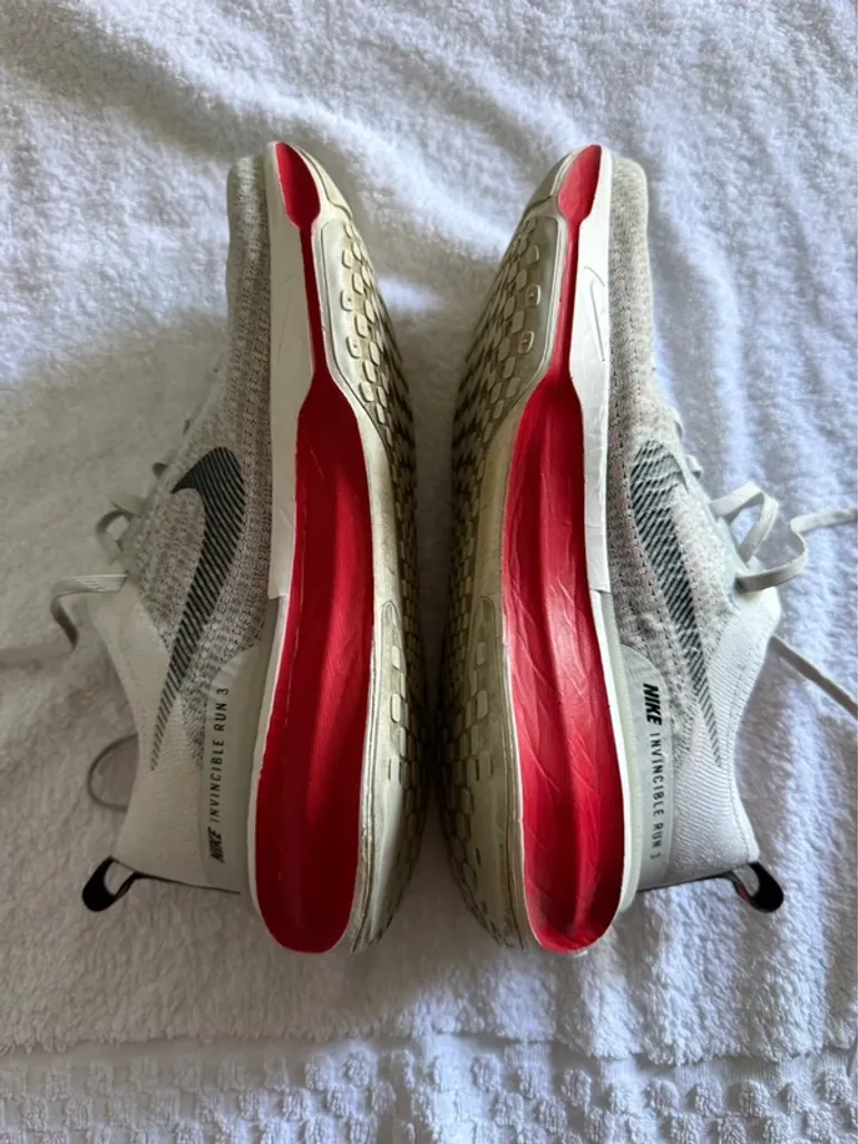 Gebrauchtes White ZoomX Invincible Run Flyknit 3 bike — Bild 13 von 15