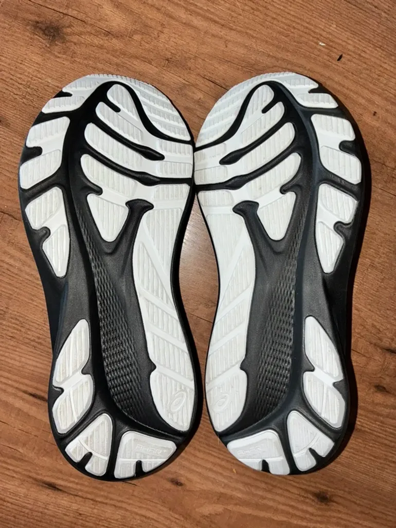 Gebrauchtes Saucony GT-2000 12 bike — Bild 3 von 4