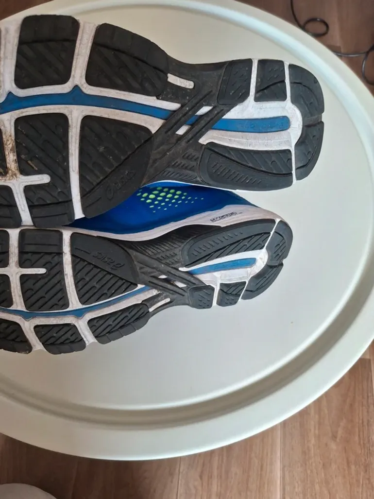Gebrauchtes Asics Running Shoes bike — Bild 4 von 4
