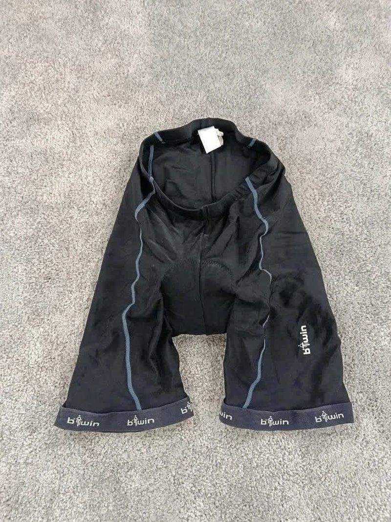 Used BTWIN B'twin Cuissard velo femme taille S - 732141, marque: B'Twin, état: Bon état, taille: S / 36 / 8, 10, 00 € Cycling Clothing