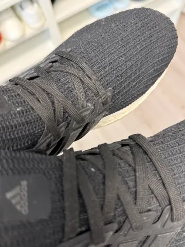 Adidas Ultra Boost 1.0 bike usato — immagine 4 di 4