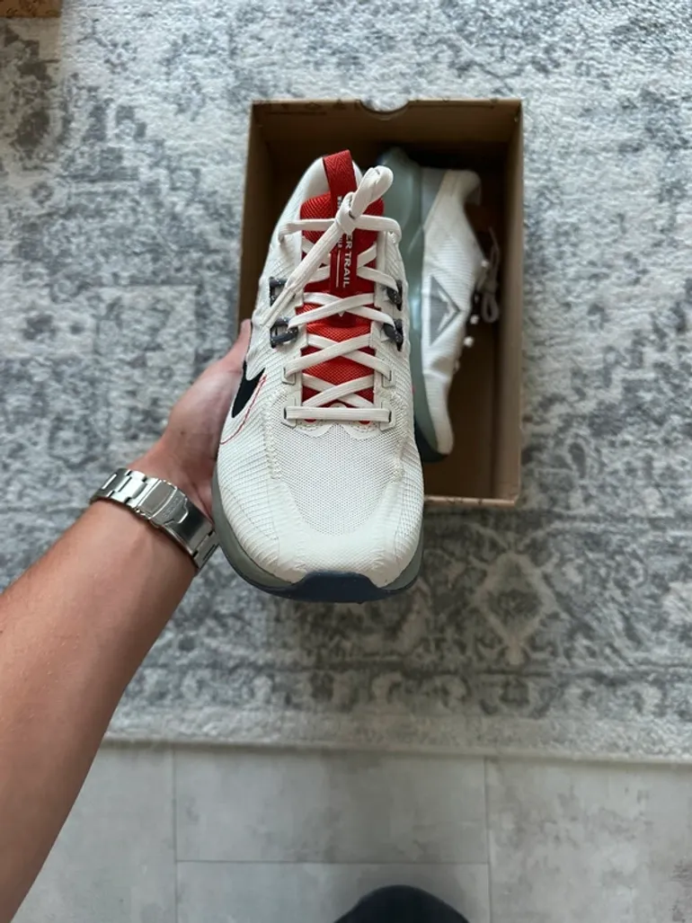 Tweedehands Nike Juniper Trail bike — afbeelding 2 van 13