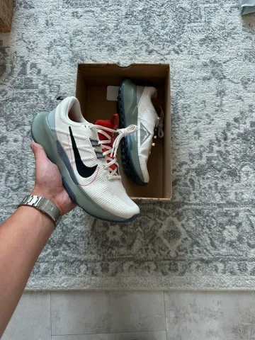 Tweedehands Nike Juniper Trail bike — afbeelding 1 van 13