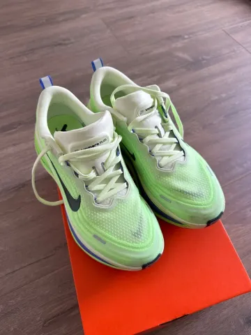Used Nike Vomero Plus bike — image 1 of 5