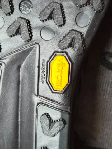 Gebrauchtes Nike ZoomX Zegama Trail 2 bike — Bild 9 von 12