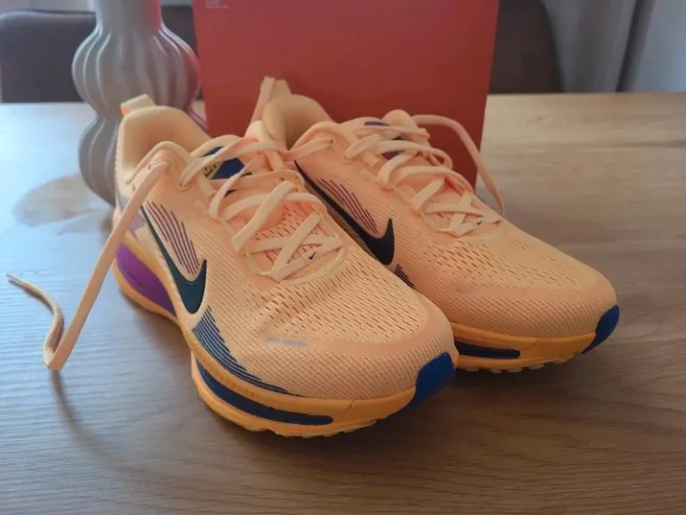 Brugt Nike Vomero 18 bike — billede 2 af 2