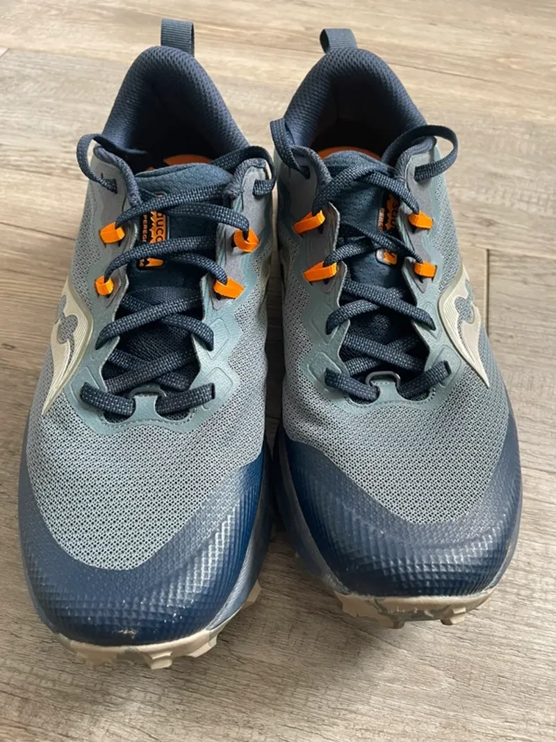 Used Saucony Peregrine Running Shoes