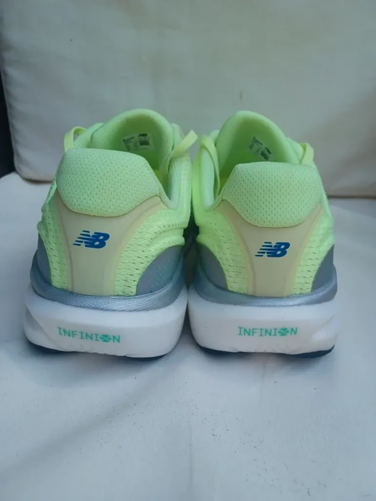 Tweedehands New Balance 1080 bike — afbeelding 7 van 8