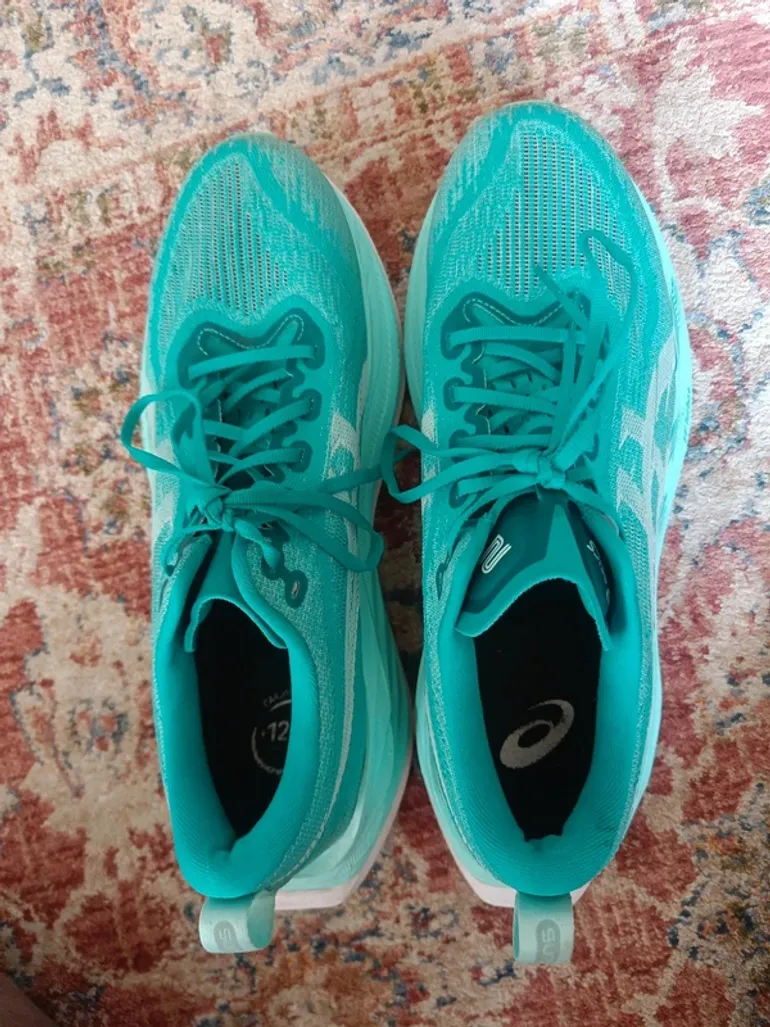 Used Asics Superblast 2 bike — image 4 of 5