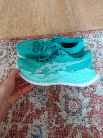 Used Asics Superblast 2 bike — image 2 of 5