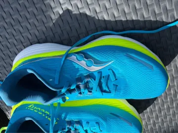 Saucony Hurricane bike usato — immagine 1 di 5