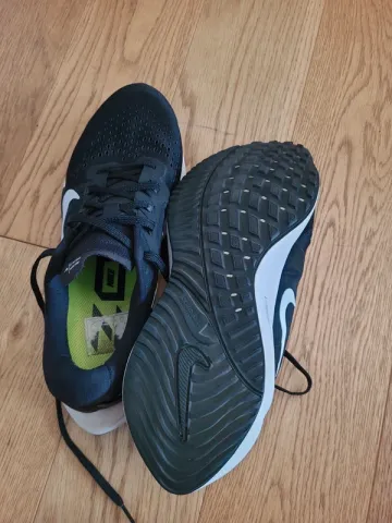 Brugt Nike Vomero 15 bike — billede 3 af 5