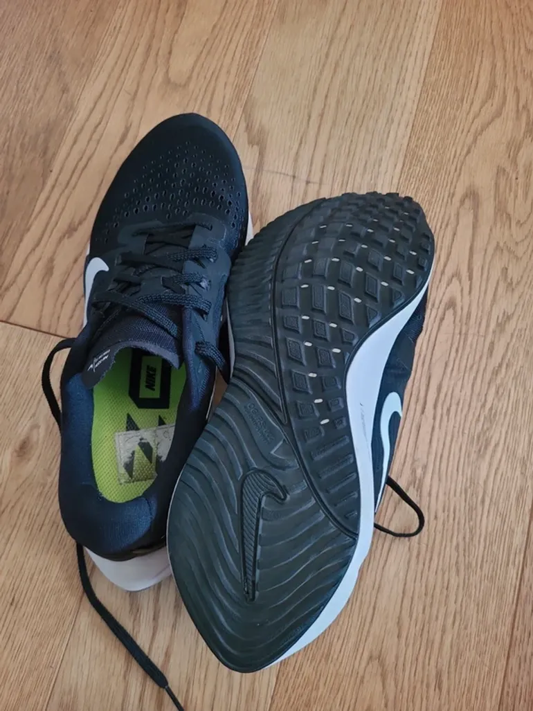 Brugt Nike Vomero 15 bike — billede 3 af 5
