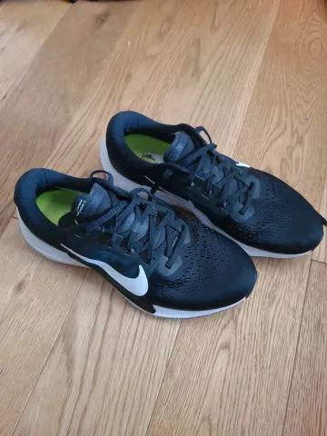 Brugt Nike Vomero 15 bike — billede 1 af 5