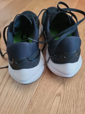 Brugt Nike Vomero 15 bike — billede 4 af 5
