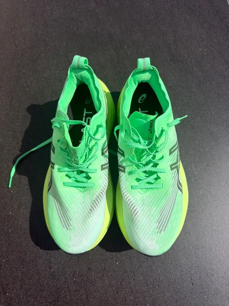 Used Asics Megablast Running Shoes